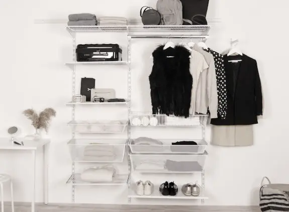 Shelving System EASY as a wardrobe